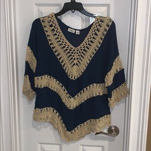 Ladies Navy Top Cato Large EUC